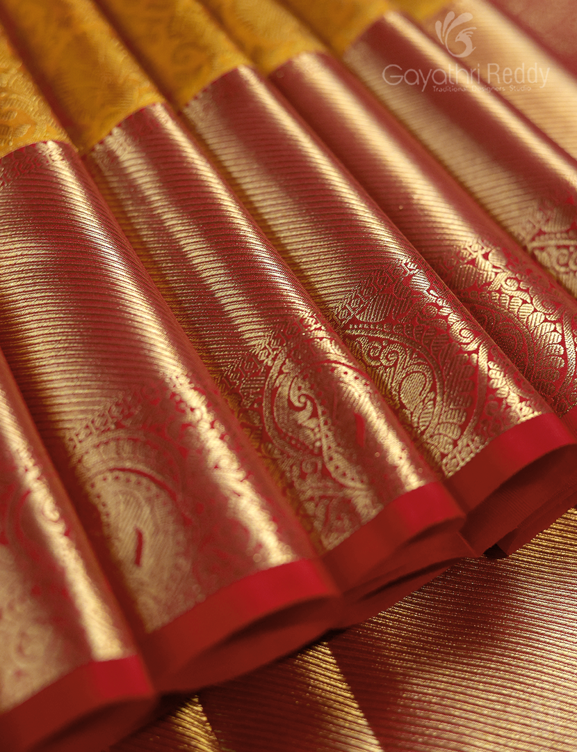 Gold Kanchi Pattu Sarees