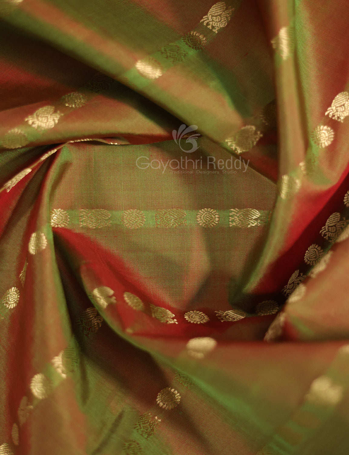 Pure Kanchi Pattu Light Weight Sarees