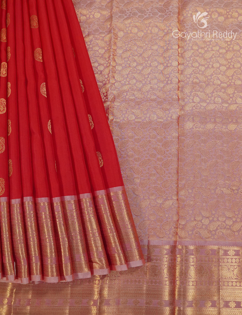 Pure Kanchipuram Silk Saree in Red and Baby Pink