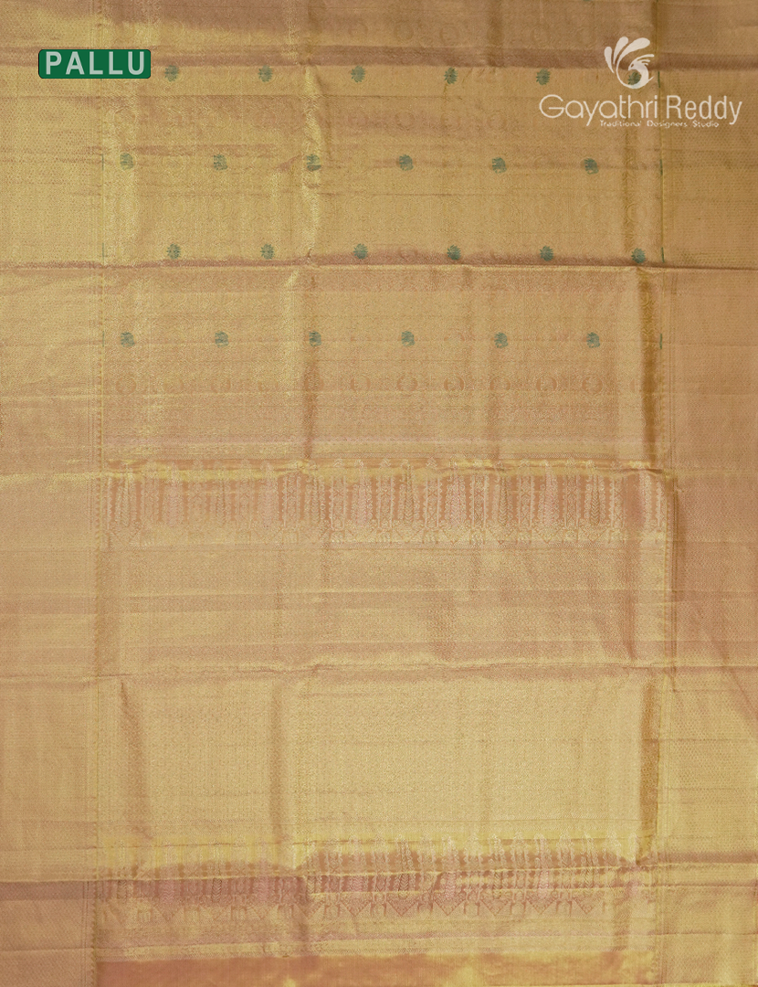Pure Kanchipuram Silk Saree in Gold ( Brocade Pattern )