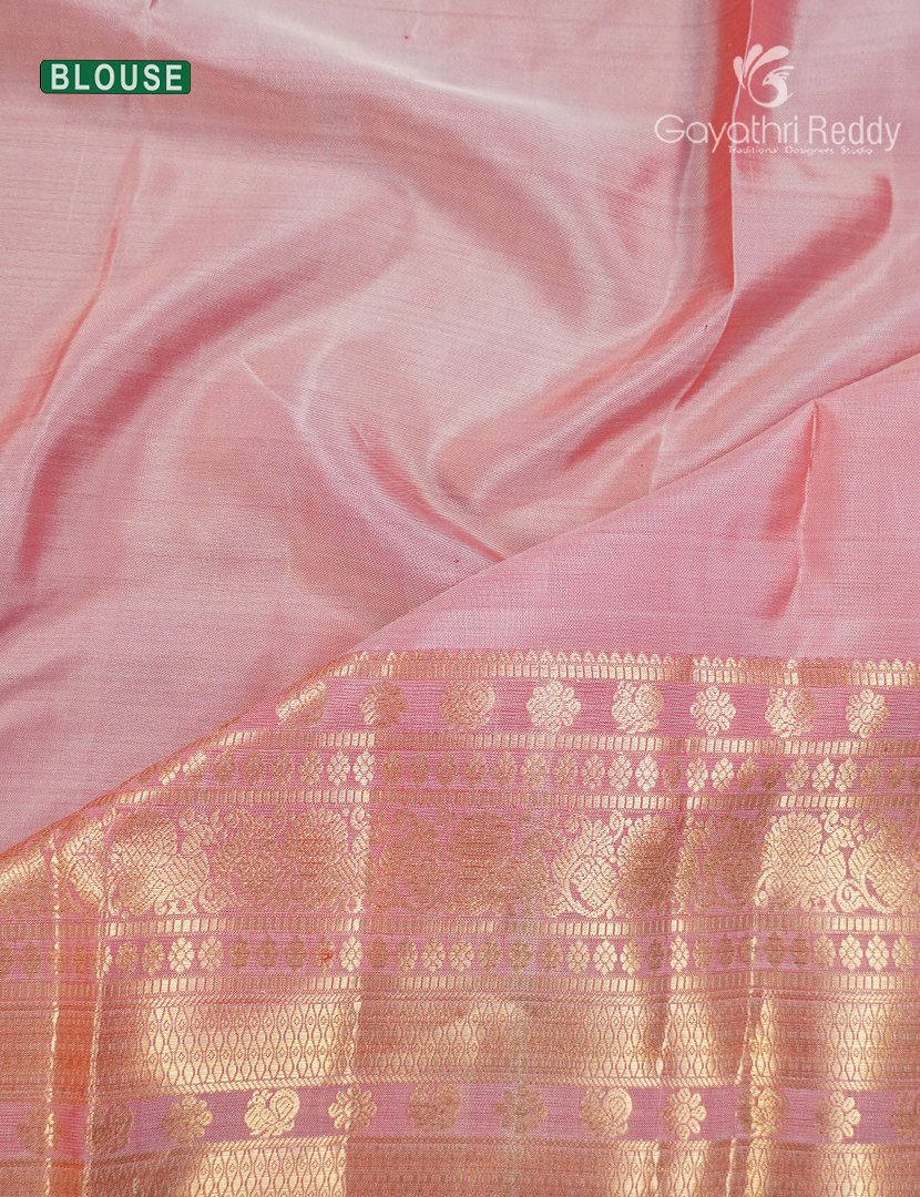 Pure Kanchipuram Silk Saree in Red and Baby Pink