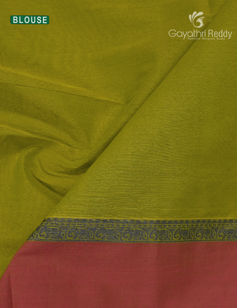 Pure Kanchi Cotton Saree in Parrot Green
