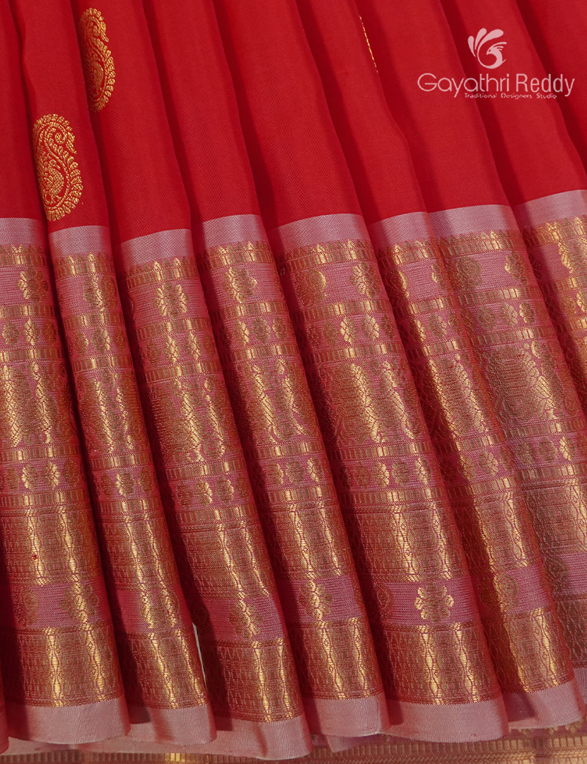 Pure Kanchipuram Silk Saree in Red and Baby Pink