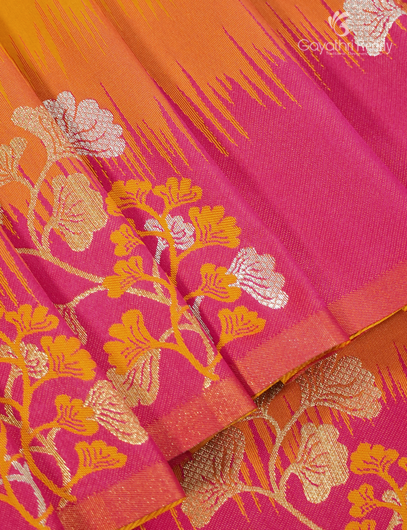 Semi Kanchipuran Silk Saree in Sandalwood and Peach Pink