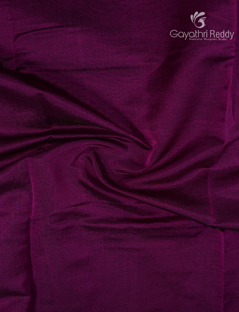 Pure Mangalagiri Langa Voni Set in Deep Magenta and Sea Green