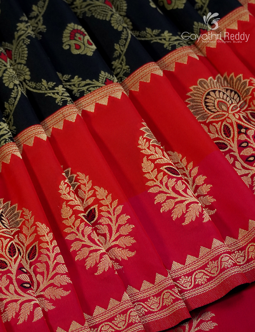 BANARAS SEMI KATAN SILK SAREE-SBK692