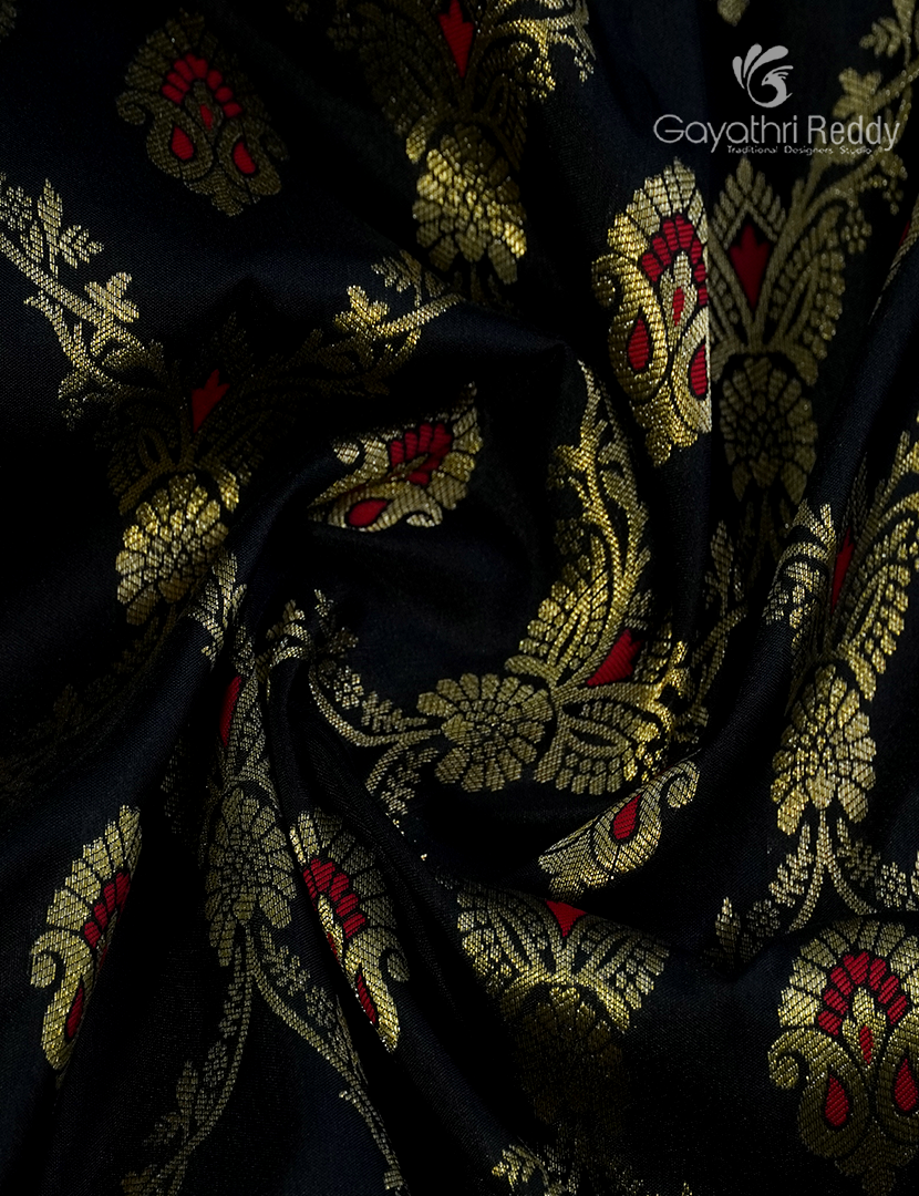 BANARAS SEMI KATAN SILK SAREE-SBK692