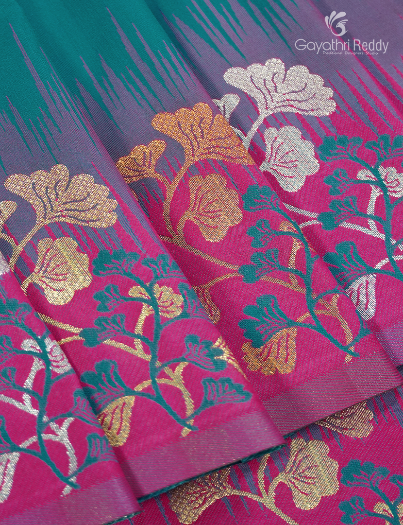 Semi Kanchipuran Silk Saree in Deep Rama Green and Magenta