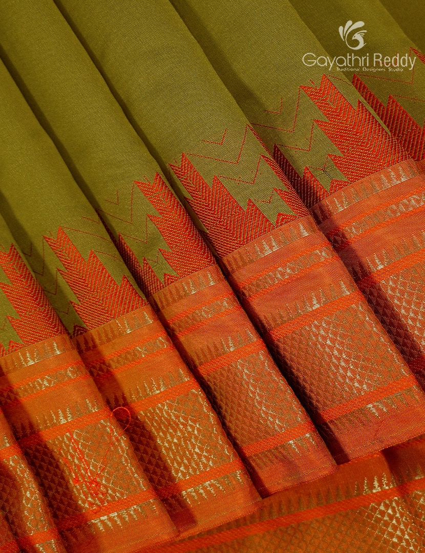 Semi Gadwal Saree in Mehendi Green and Orange