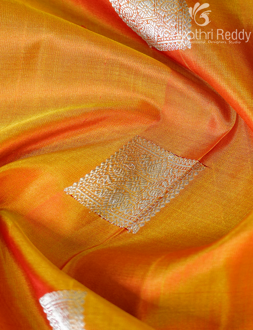 PURE VENKATAGIRI PATTU-VP1148