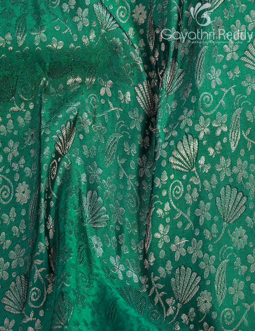 KANCHI PATTU-KP8250