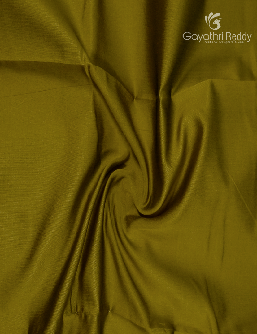 Semi Gadwal Saree in Mehendi Green and Orange