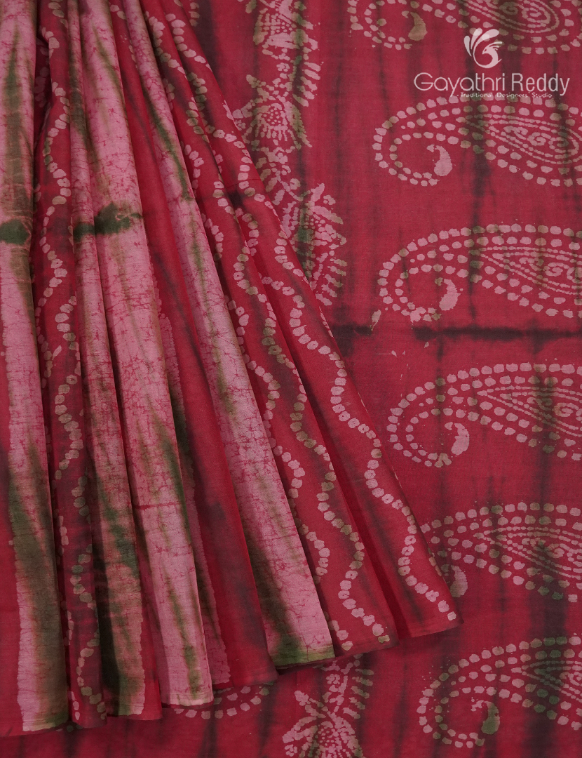 Cotton Batik Print Saree in Red and Baby Pink