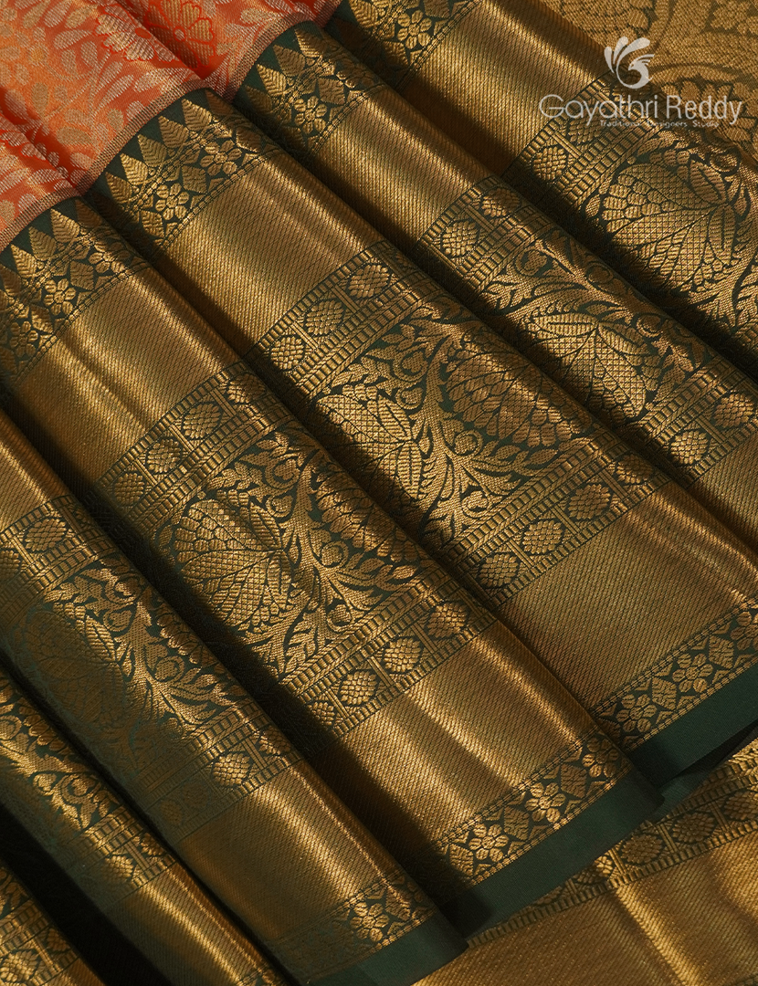 Pure Kanchipuram Silk Saree in Orange and Bottle Green ( Brocade Pattern )