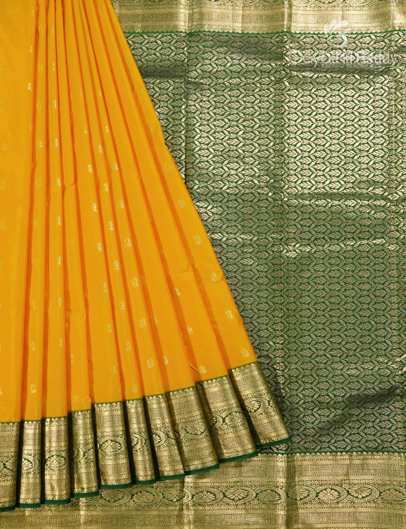Semi Kanchipuram Silk Saree in Mango Yellow and Bottle Green