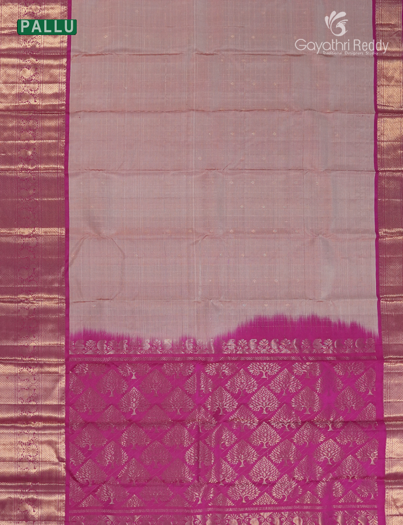 Pure Kanchipuram Vintage Silk Saree in Pastel Pink and Deep Pink
