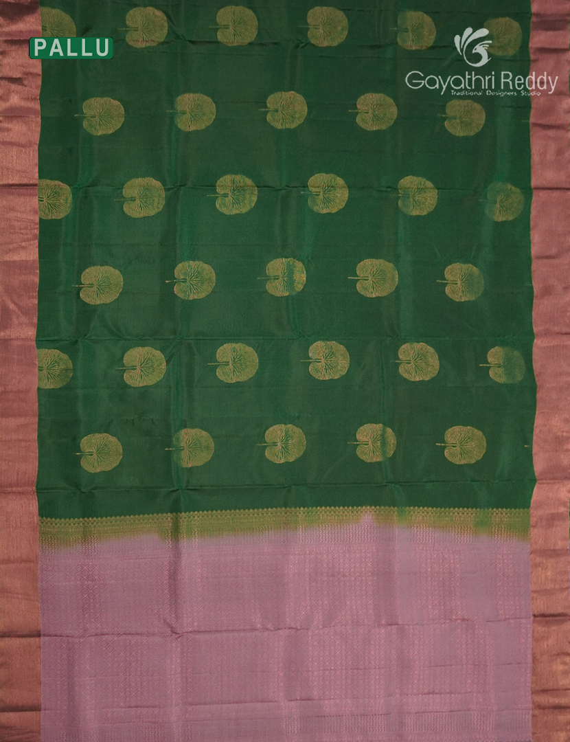 Pure Kanchipuram Silk Saree in Green ( Small Borders )