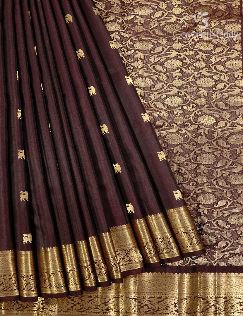 Pure Kanchipuram Silk Saree in Deep Brown (Medium Borders )