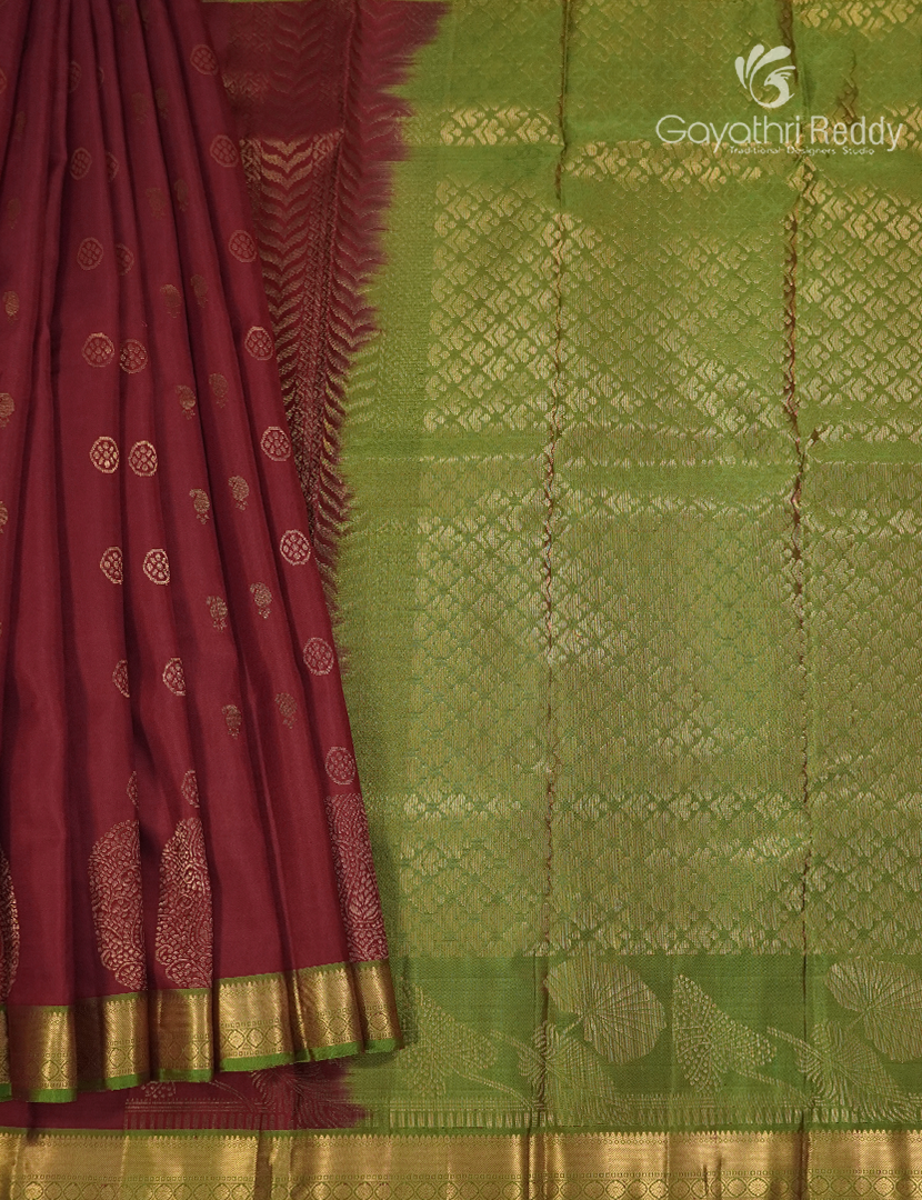 Pure Kanchipuram Silk Saree in Maroon Red and Leaf Green