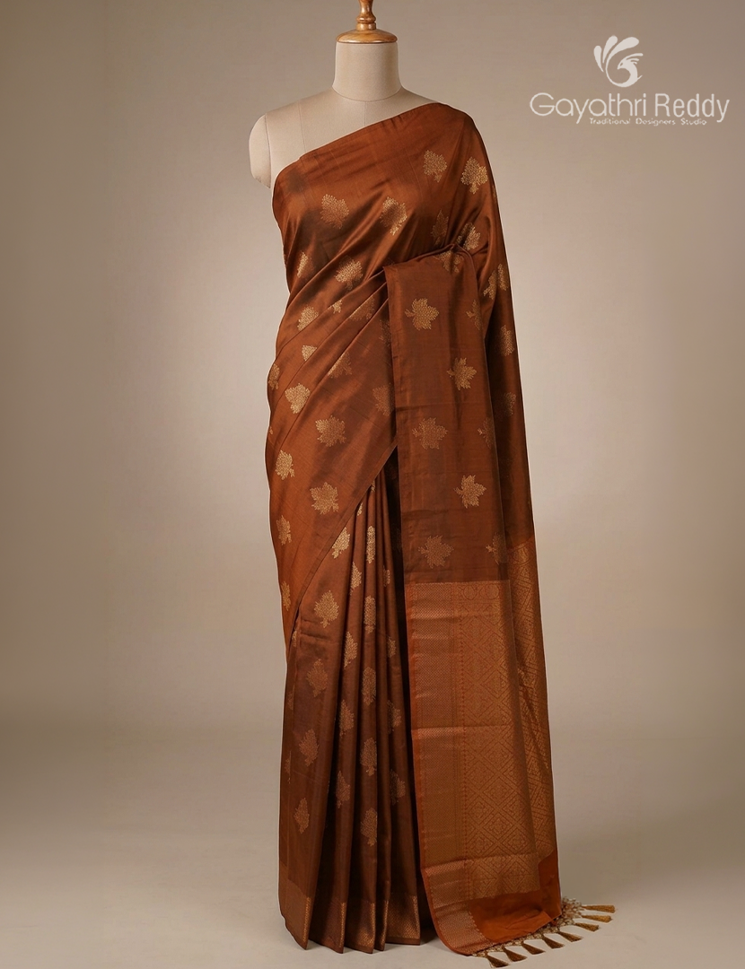 Pure Kanchipuram Silk Saree in Deep Mustard ( Butta Style )