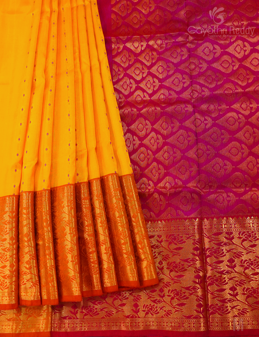 PURE UPPADA PATTU-USS1782