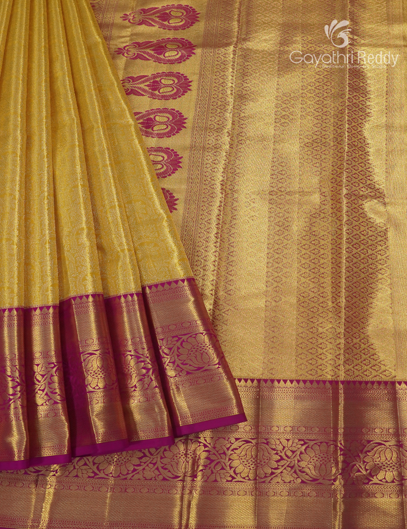 Pure Kanchipuram Silk Saree in Golden Yellow and Rani Pink ( Brocade Pattern )