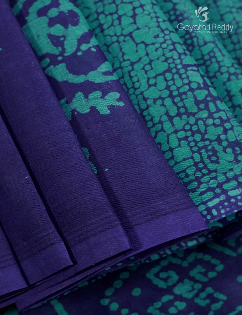 Cotton Batik Print Saree in Navy Blue and Sea Green