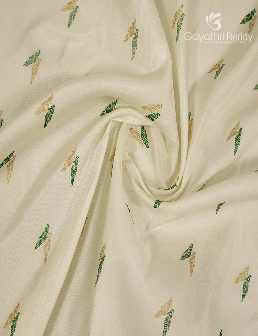 Pure Gadwal Silk Saree in Cream and Baby Pink