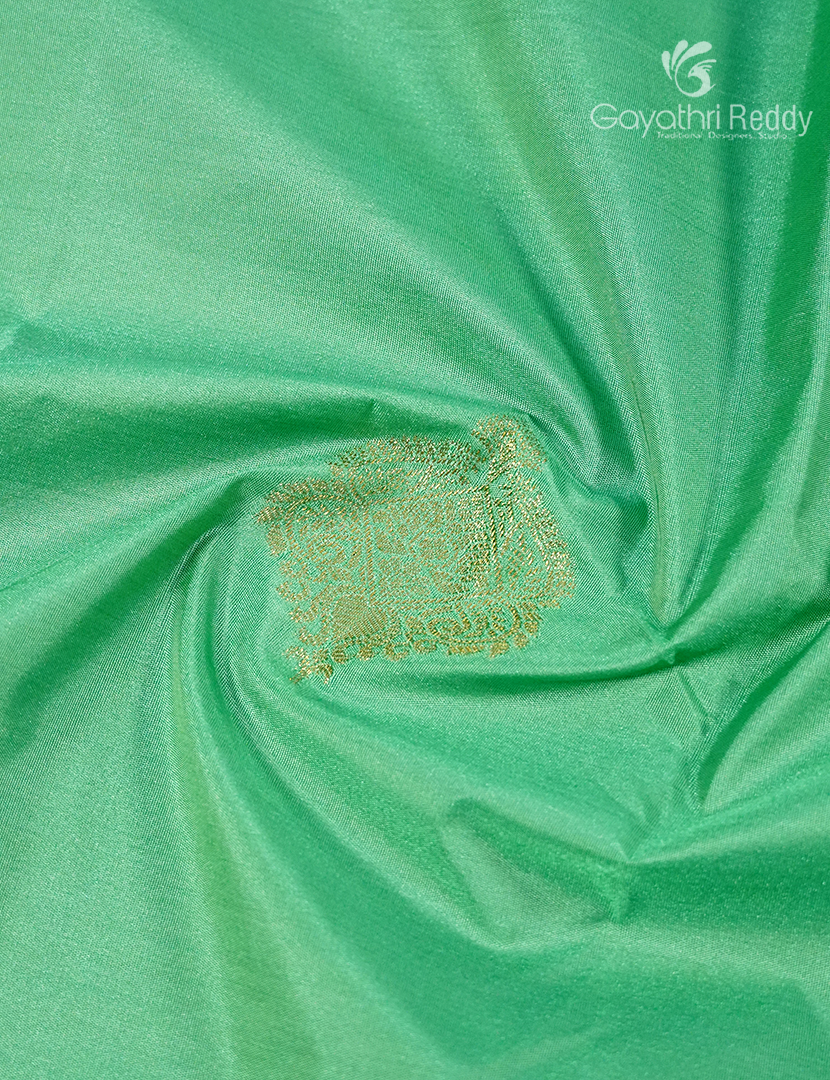Semi Kanchipuram Silk Saree in Sea Green and Deep Blue
