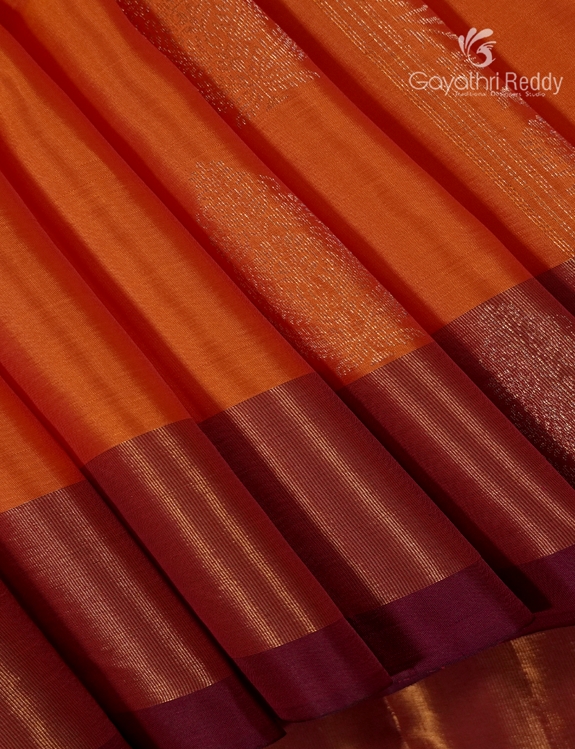 Pure Kanchipuram Soft Silk Saree in Orange and Red