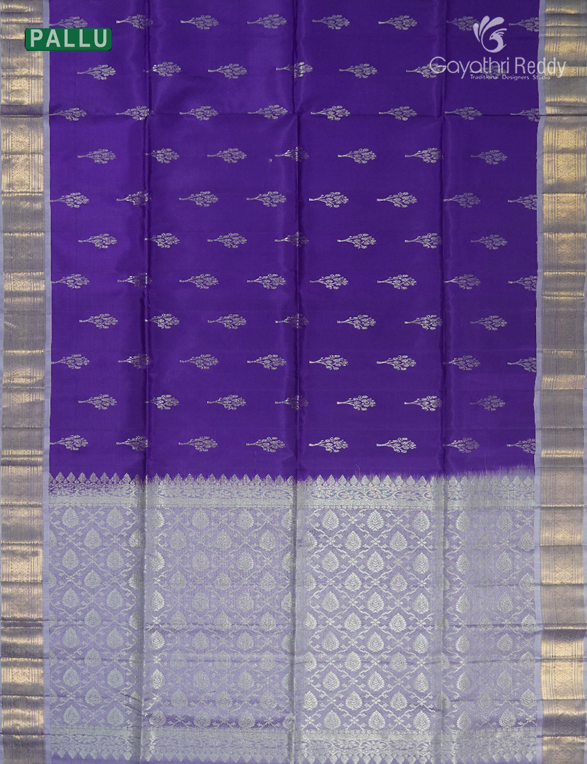 Light weight Kanchipuram Silk Saree in Violet and Lavender