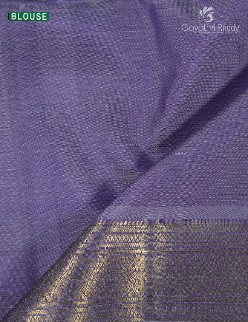 Light weight Kanchipuram Silk Saree in Violet and Lavender