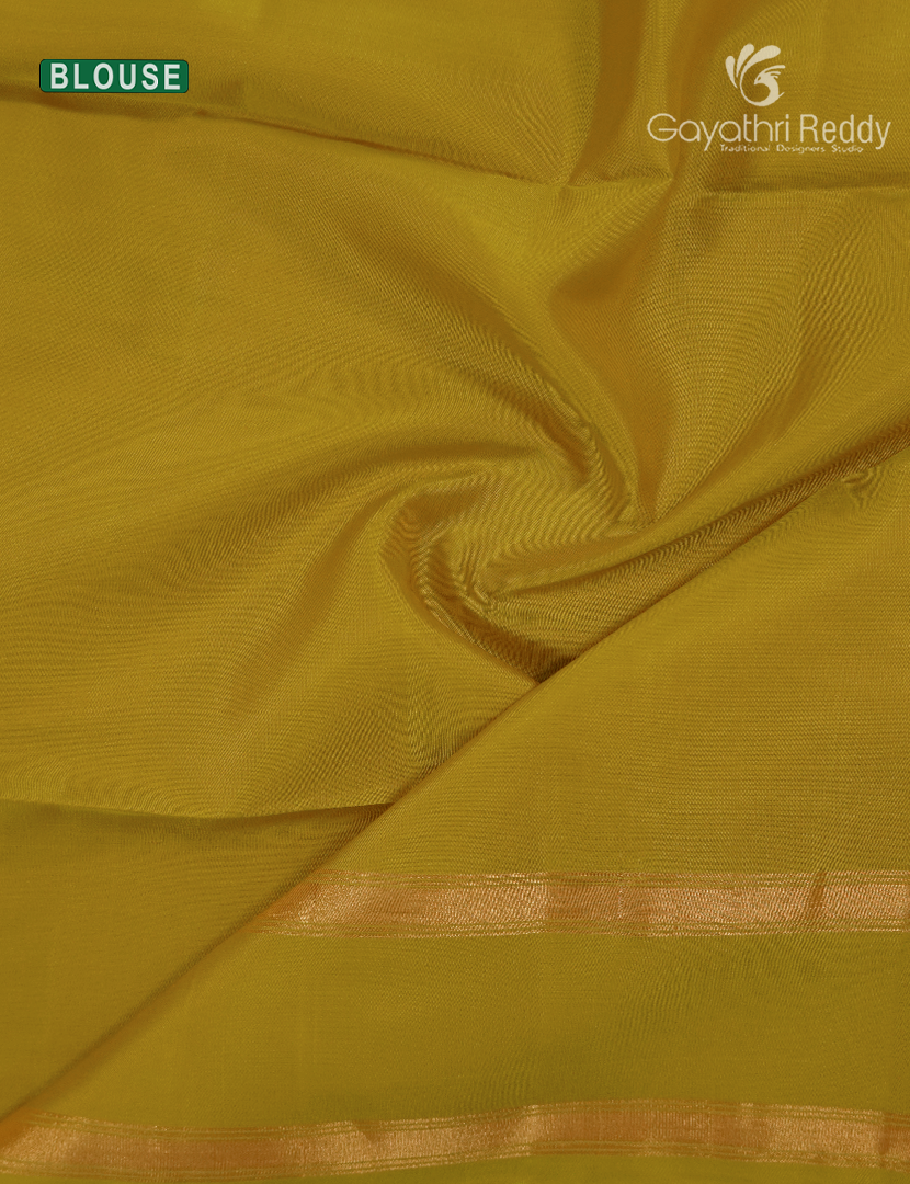 Pure Kanchipuram Soft Silk Saree in Yellow and Green