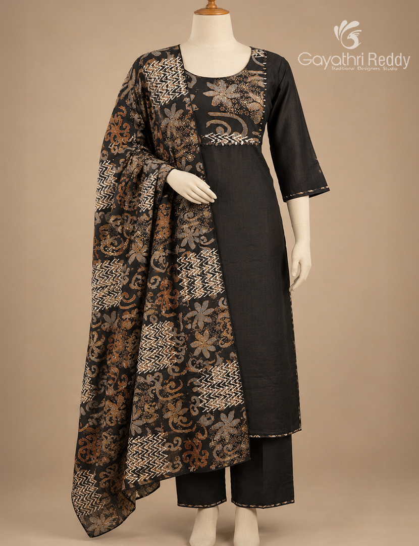 Readymade Dress Set in Black