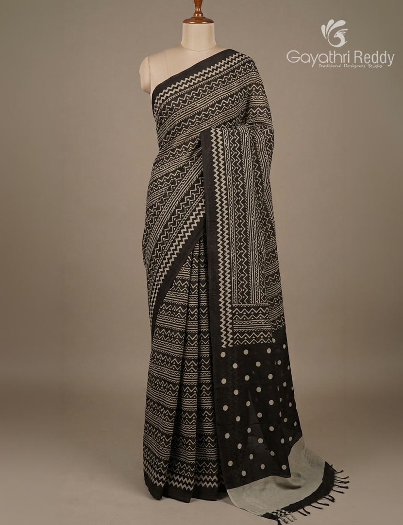 Pure MulMul Cotton Saree in Black and White