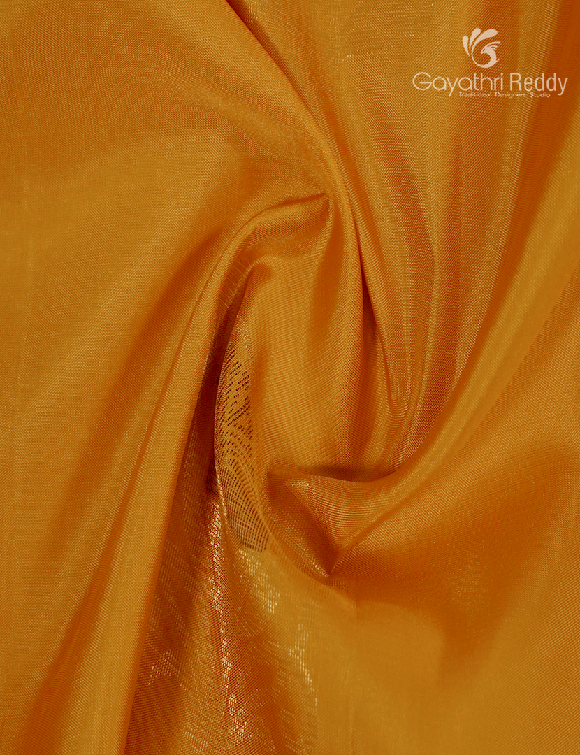 Pure Kanchipuram Soft Silk Saree in Yellow and Green