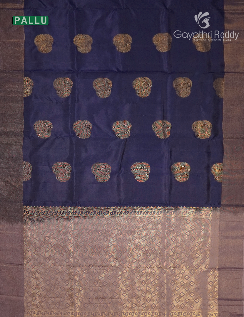 Pure Kanchipuram Silk Saree in Deep Blue ( Small Borders )