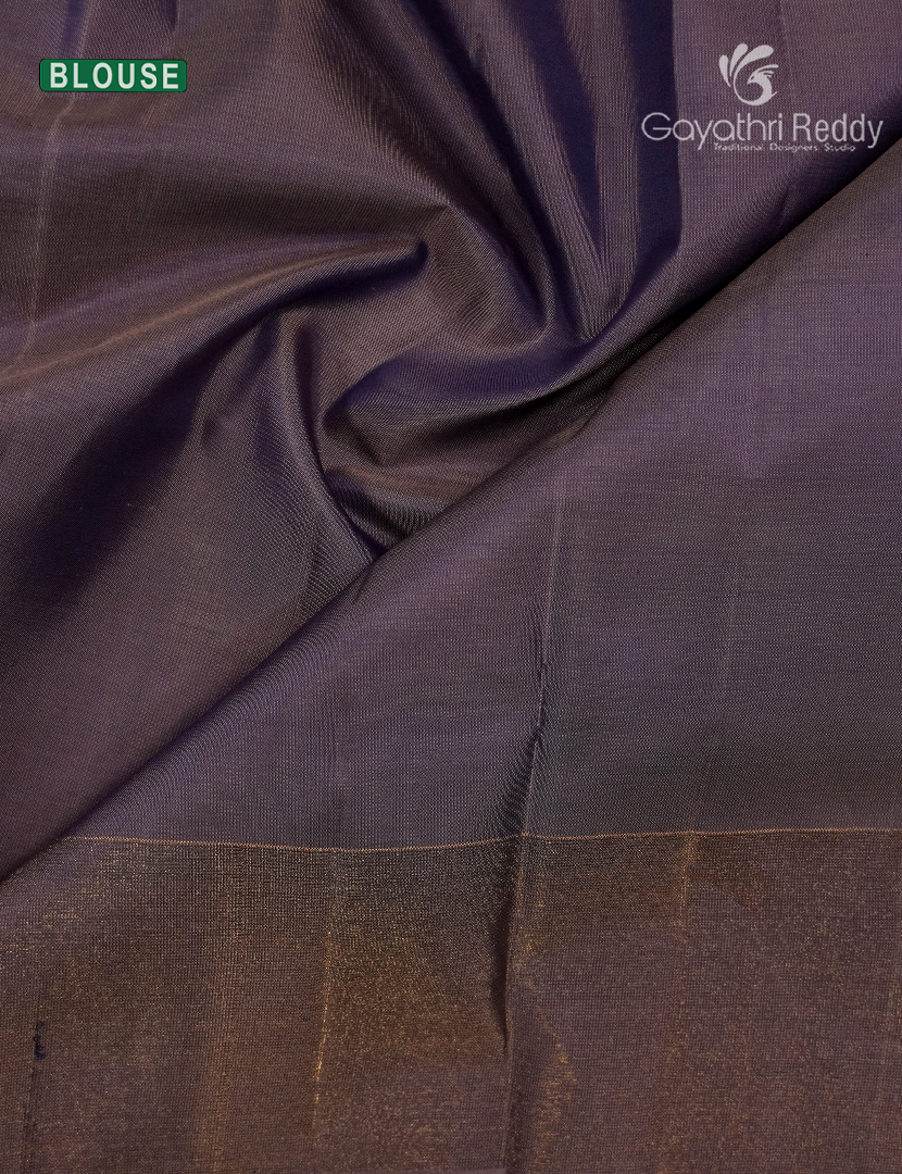 Pure Kanchipuram Silk Saree in Deep Blue ( Small Borders )
