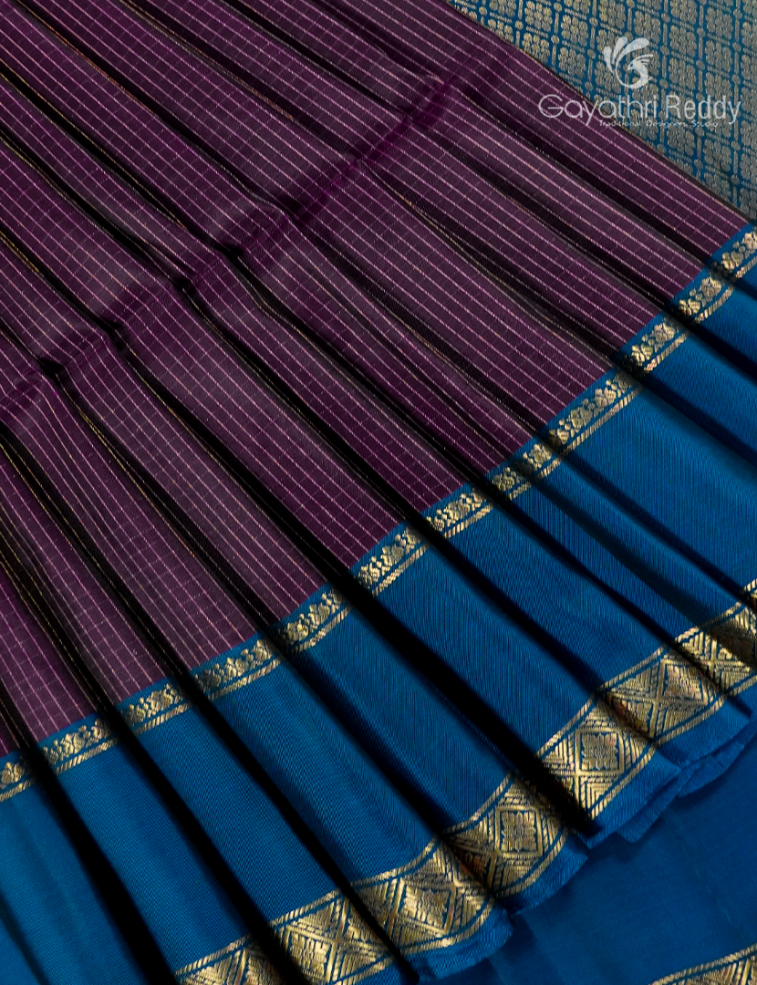 Pure Kanchipuram Silk Saree in Deep Purple and Deep Blue(Light Weight)
