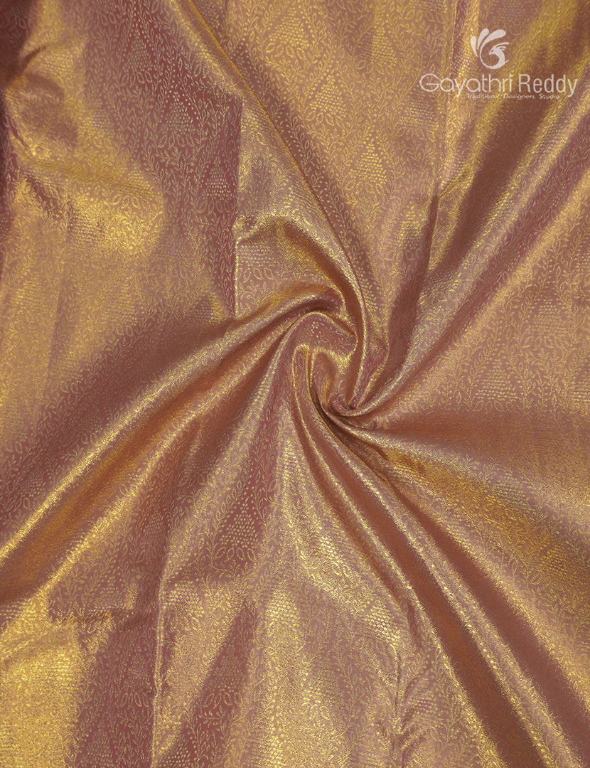 Pure Kanchipuram Silk Saree in Peach and Bottle Green ( Brocade Pattern )