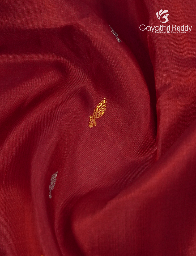 Pure Gadwal Silk Saree in Deep Bridal Red