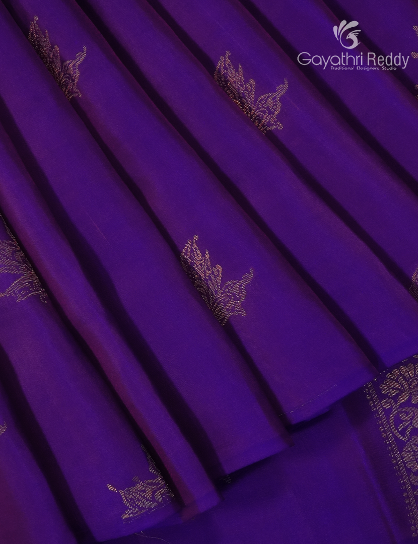 Pure Kanchipuram Silk Saree in Purple ( Butta Style )