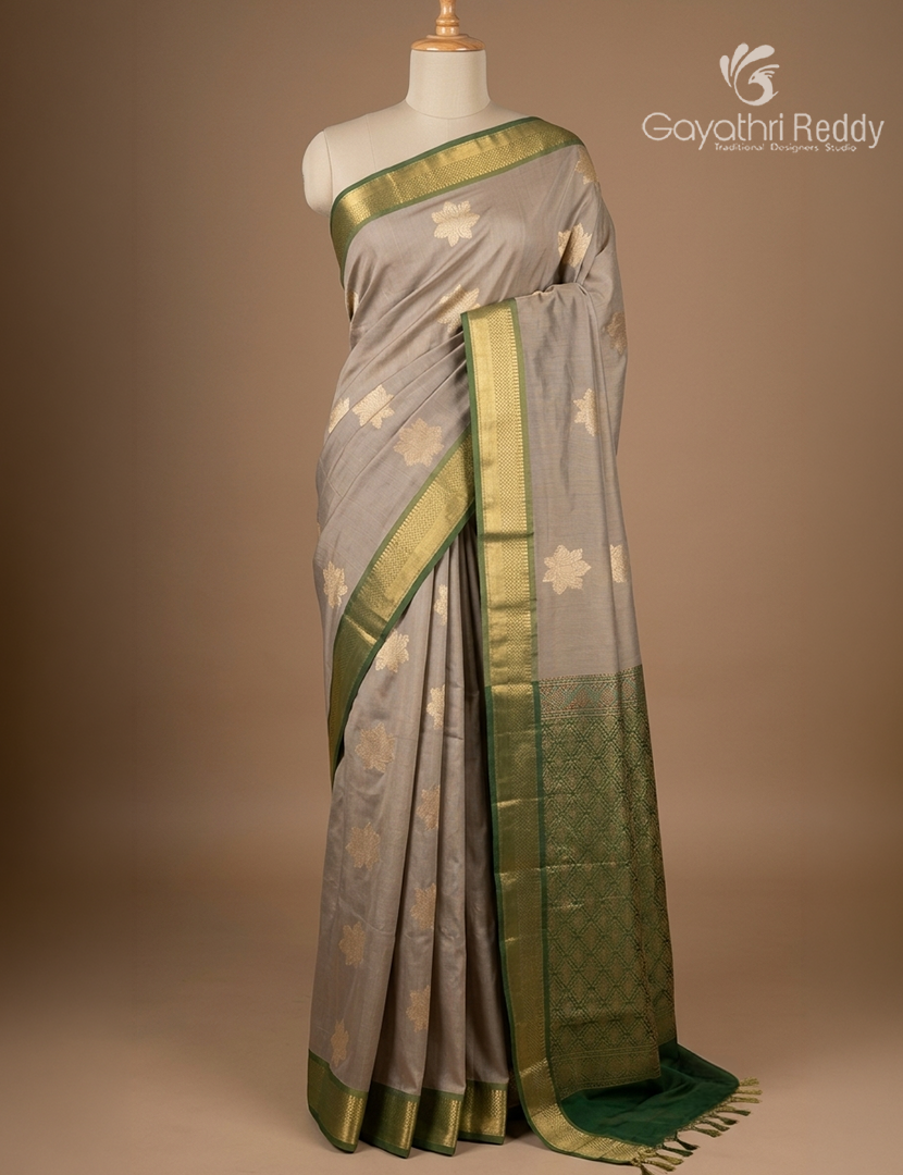 Kanchipuram Sico Saree in Cream and Green