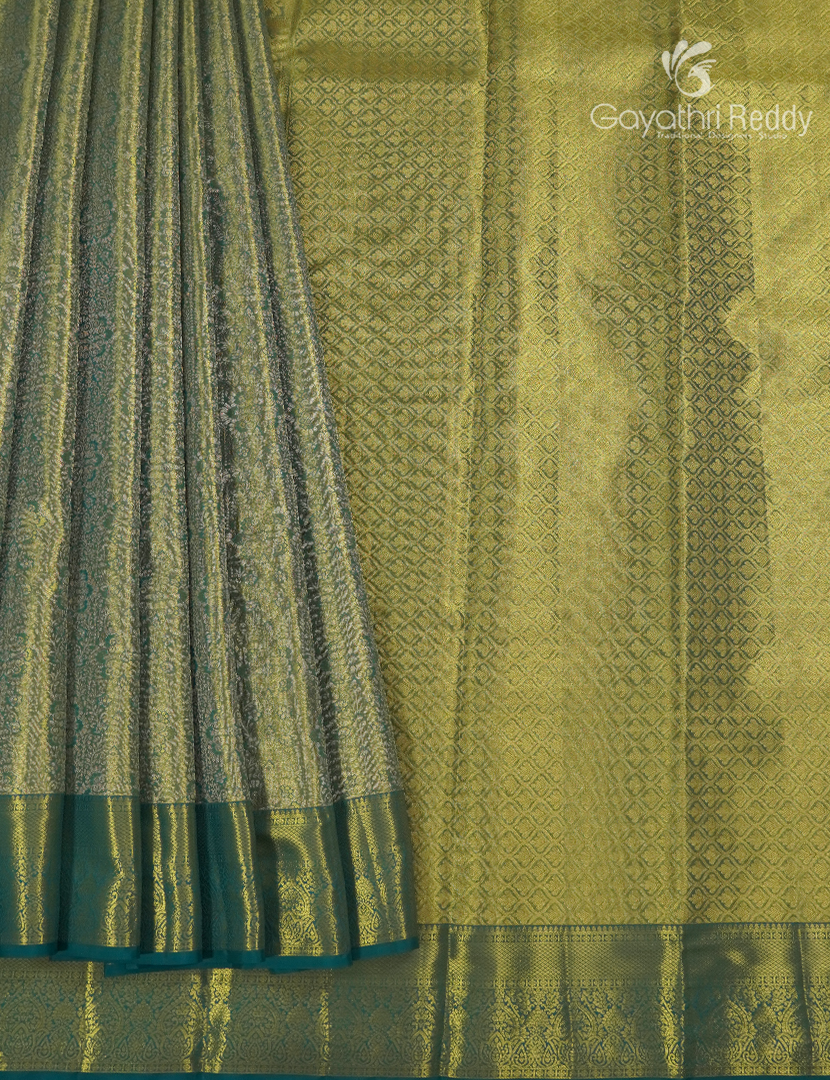 Pure Kanchipuram Silk Saree in Mint Green and Rama Green ( Brocade Pattern )