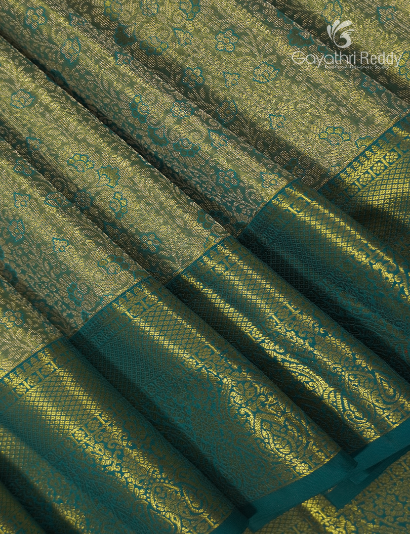 Pure Kanchipuram Silk Saree in Mint Green and Rama Green ( Brocade Pattern )