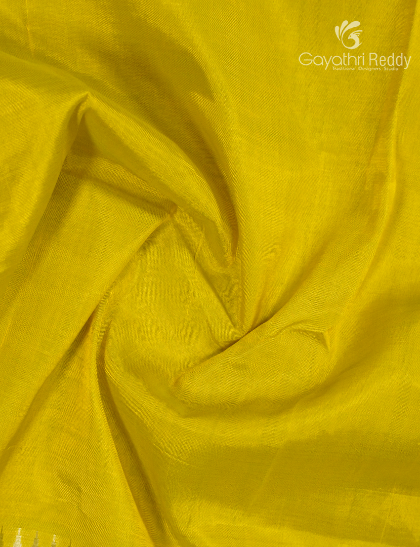 Pure Mangalagiri Langa Voni Set in Lime Yellow