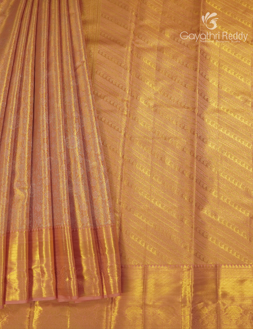 Pure Kanchipuram Silk Saree in Pastel Peach and Gold ( Brocade Pattern )