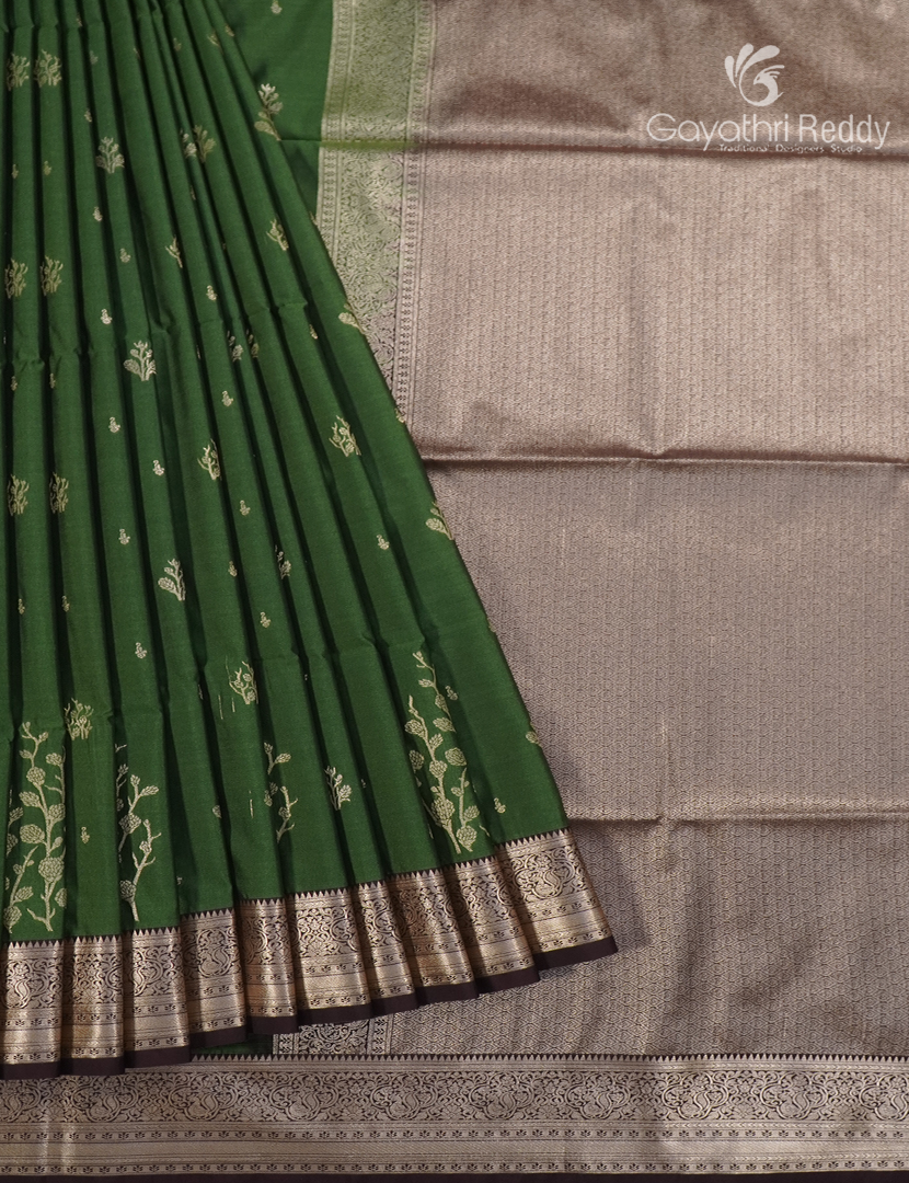 Soft Silk Saree in Mango Green and Deep snuff
