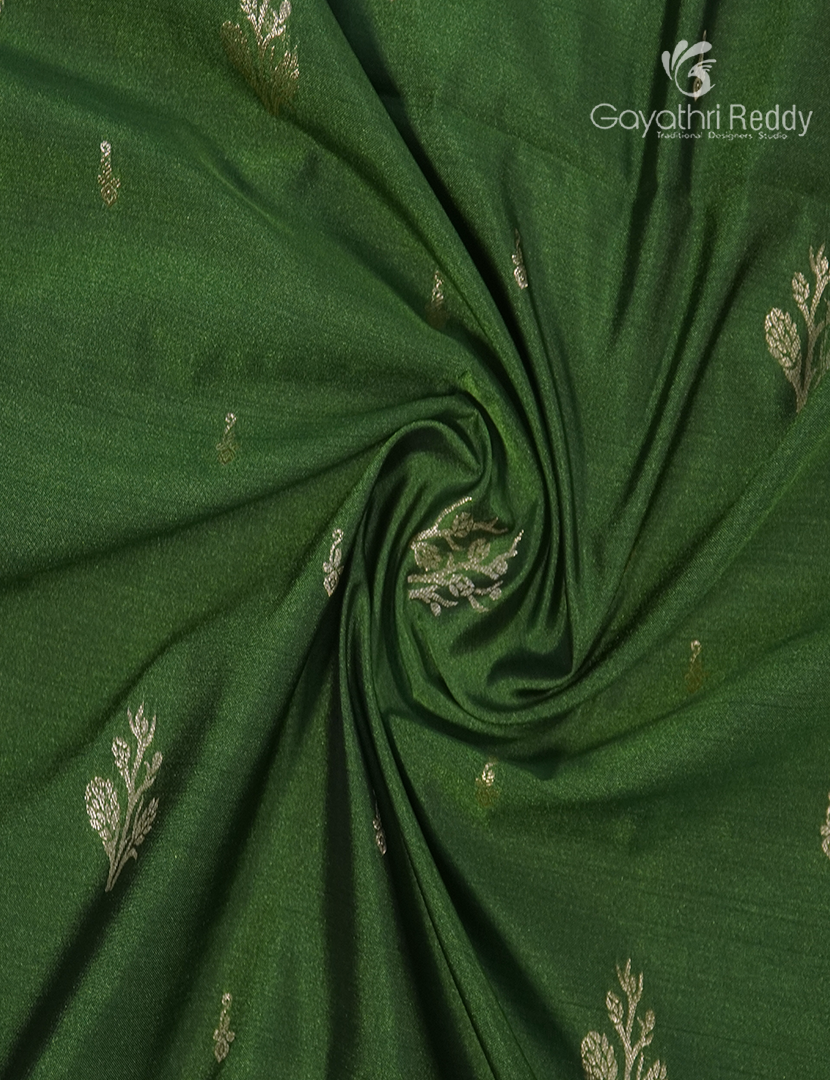 Soft Silk Saree in Mango Green and Deep snuff