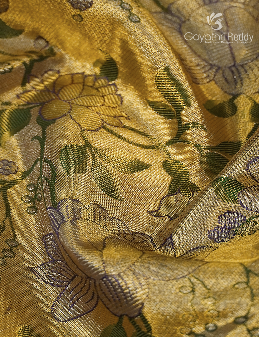 Pure Kanchipuram Silk Bridal Saree in Olive Green and Gold